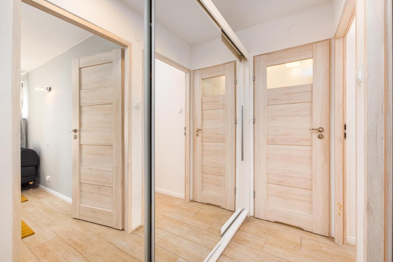 Emilii Plater 47 By Homeprime Warschau Buitenkant foto