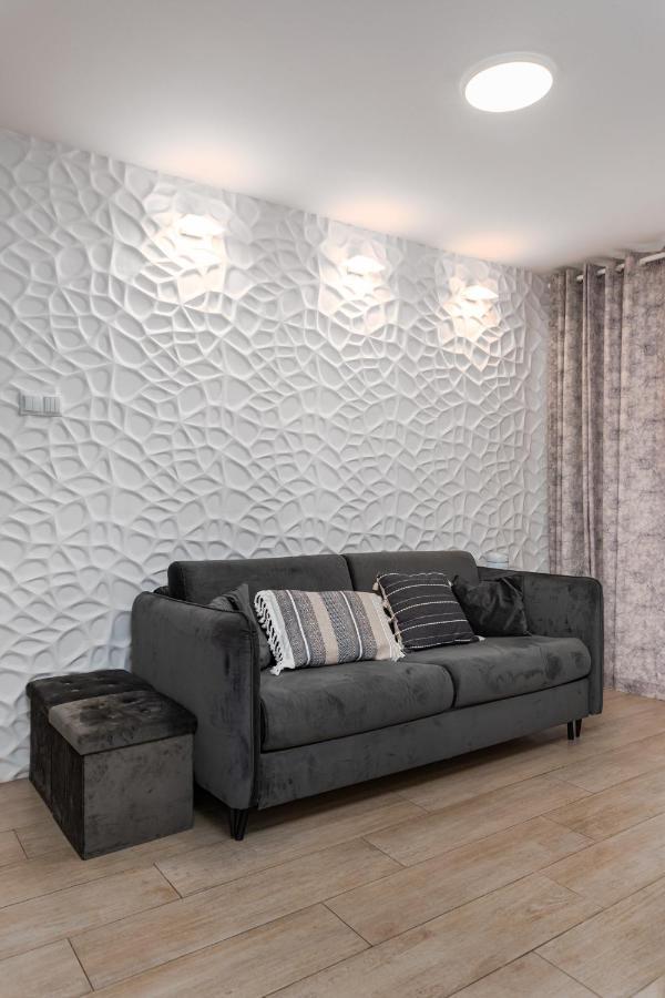 Emilii Plater 47 By Homeprime Warschau Buitenkant foto